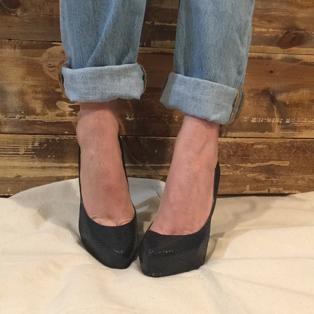 Colin Stuart Hidden Platform Pointed Toe Pumps - image 2